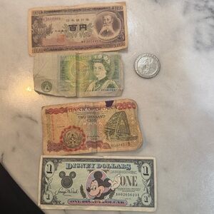 Disney Dollar + Vintage Currency/Casino Token Lot + Bonus 🎁
